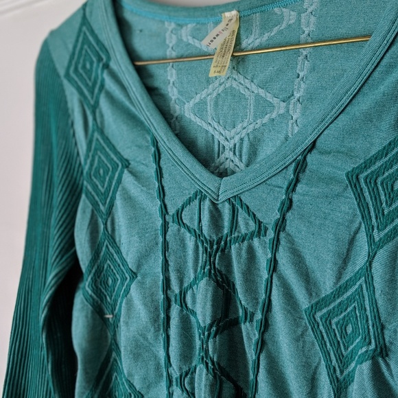 Blue long sleeve shirt - Picture 1 of 4